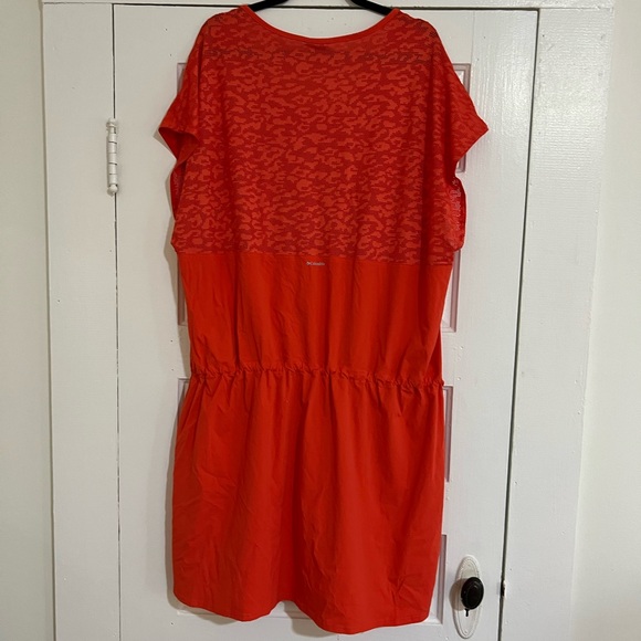 Columbia Quick Dry Mesh Back Dress - Picture 3 of 4